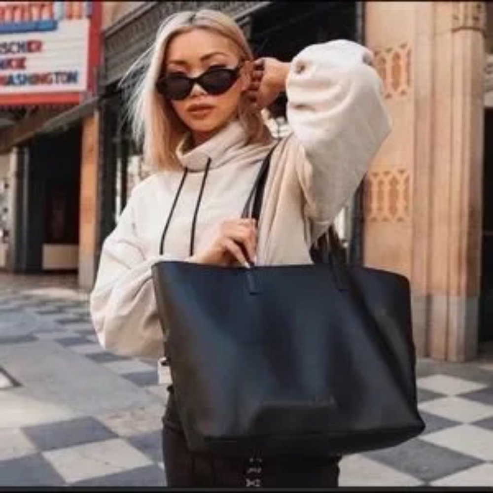 Away Lattitude Tote Everywhere Bag Travel Weekender Work Laptop Bag